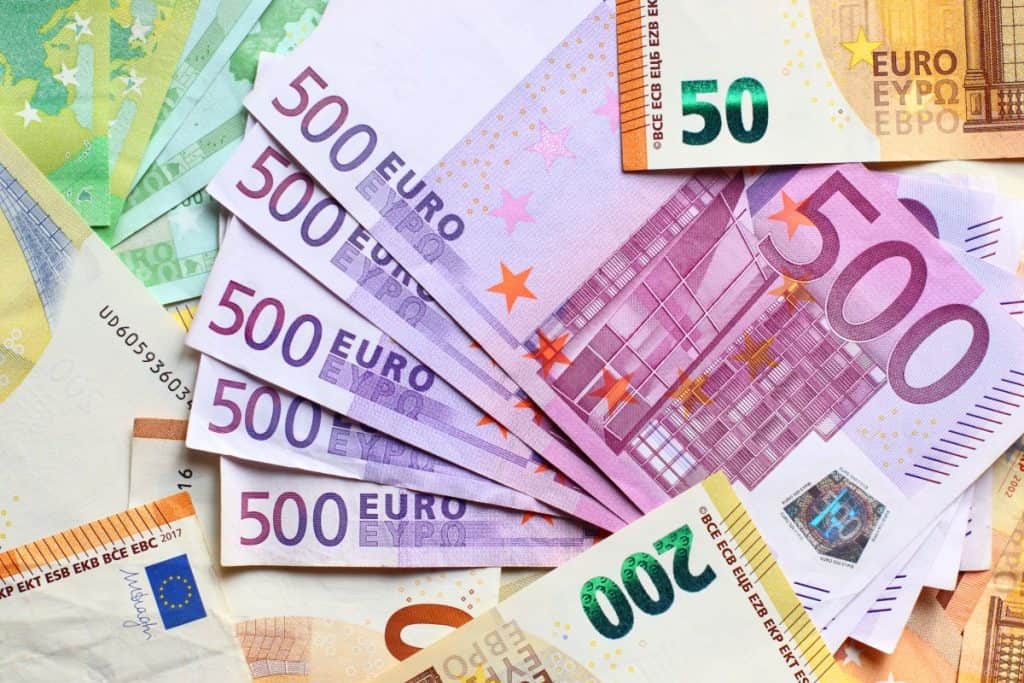 Kako izkoristiti ugodnosti pri bančnih storitvah Kako izkoristiti ugodnosti pri bančnih storitvah