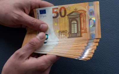 Kako načrtovati izdatke ob večjih življenjskih dogodkih